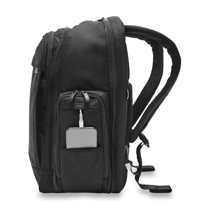 Briggs & Riley Baseline Traveler Backpack